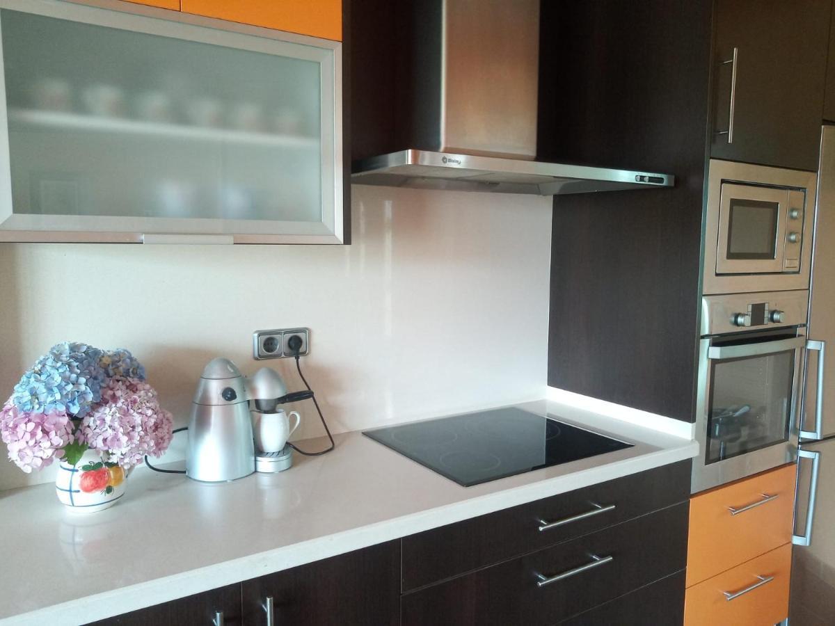 Casa Con Jardin En Primera Linea De Playa 오그로브 외부 사진